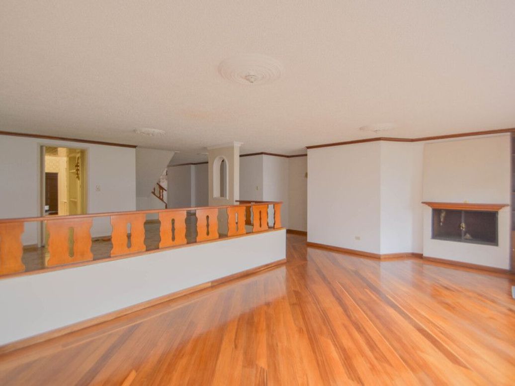 Casa de 3 alcobas en venta en El Contador, Bogotá, 317 m² · foto 7 de 20