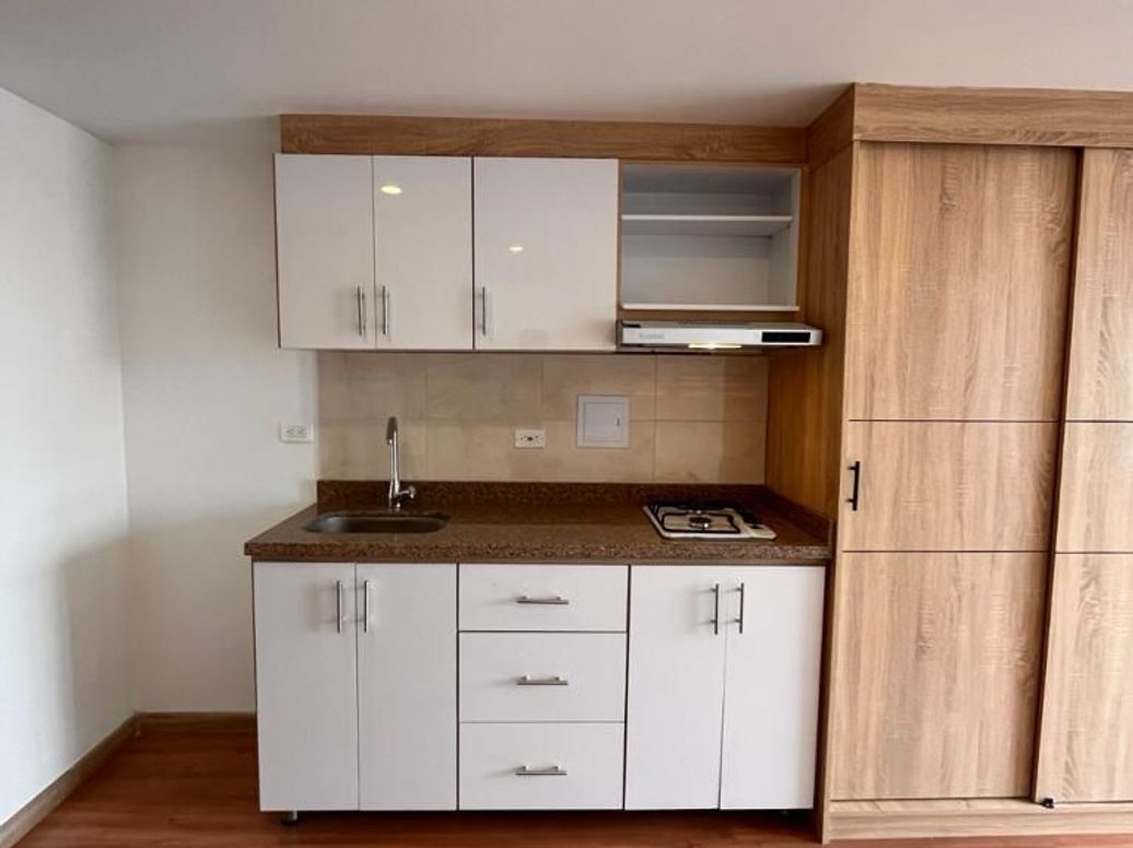 Apartaestudio en venta en La Libertad, Bogotá, 33 m² · foto 5 de 8