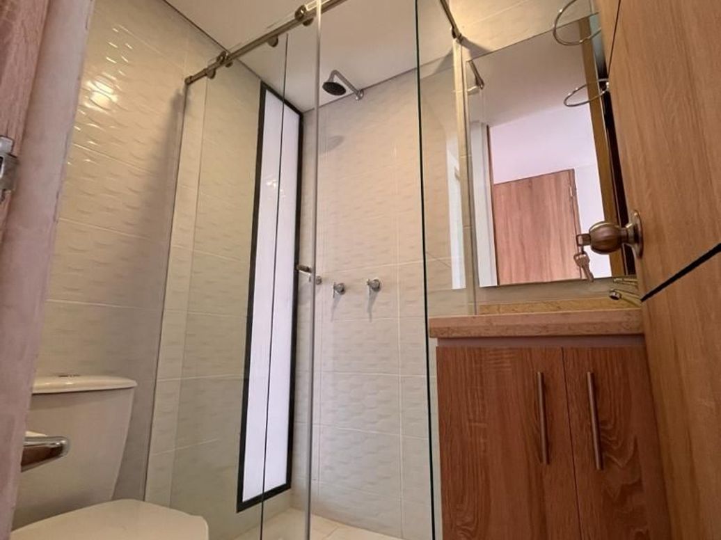 Apartaestudio en venta en La Libertad, Bogotá, 33 m² · foto 7 de 8