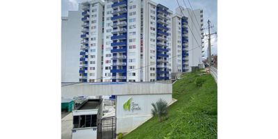 Código 707FR6529 Gran oportunidad para adquirir apartamento propio, SE VENDE APARTAMENTO en gran zona de valorización de Dosquebradas, excelente oportunidad de precio, Conjunto residencial TERRAGRATA , este apartamento está ubicado en un primer piso, cuenta con un amplio patio, 

tres habitaciones, la principal con baño

baño social completo

sala - comedor 

cocina

allí puedes disfrutar de la comodidad y seguridad de un conjunto cerrado con un pago de administración muy accesible, también podrás disfrutas sus zonas verde, juegos y piscina, el conjunto residencial cuenta con gran número de parqueaderos comunales.

Se encuentra ubicado en una zona de alta valorización, lo que permitirá que tu inversión se incremente rápidamente 
