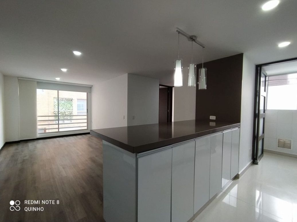 Apartamento de 2 alcobas en venta en El Contador, Bogotá, 60 m² · foto 4 de 17