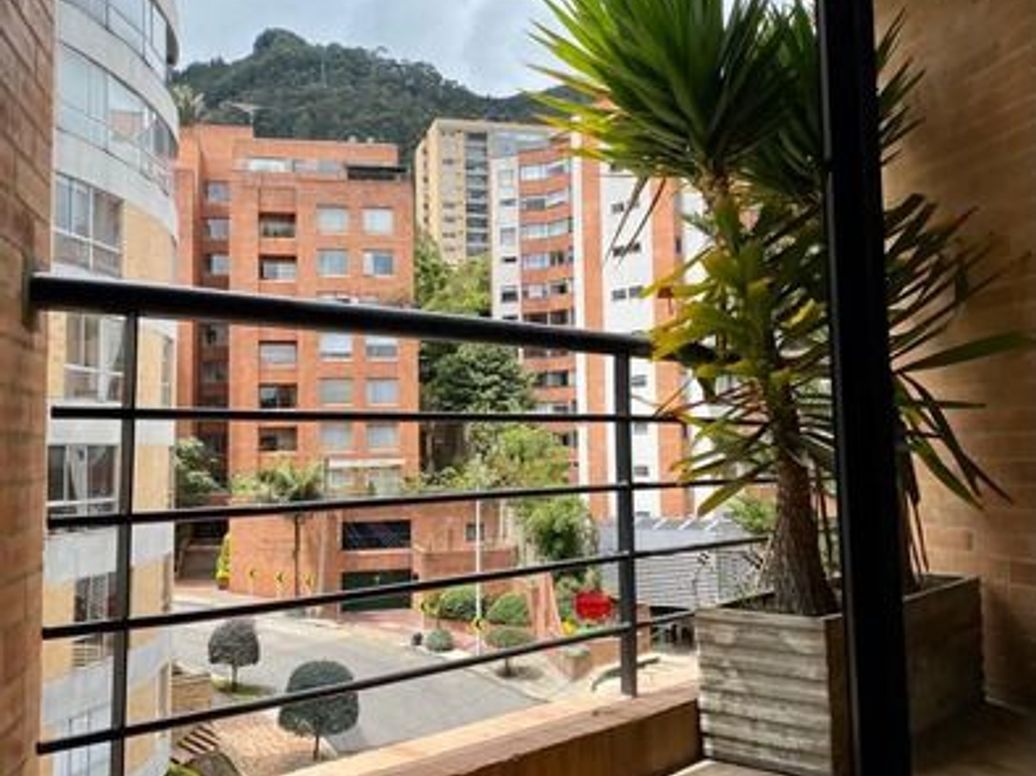 Apartamento de 3 alcobas en venta en Chapinero Alto, Bogotá, 185 m² · foto 8 de 12
