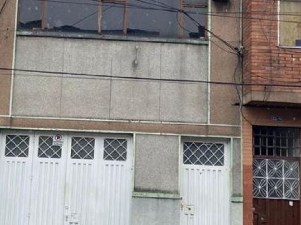 Casa de 2 alcobas en venta en Samper Mendoza, Bogotá, 266 m² · foto 12 de 13