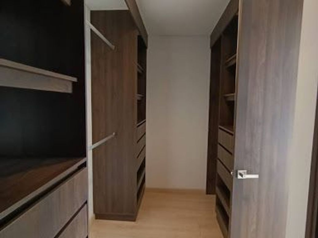 Apartamento en venta en Ciudad Salitre, Bogotá · foto 9 de 17