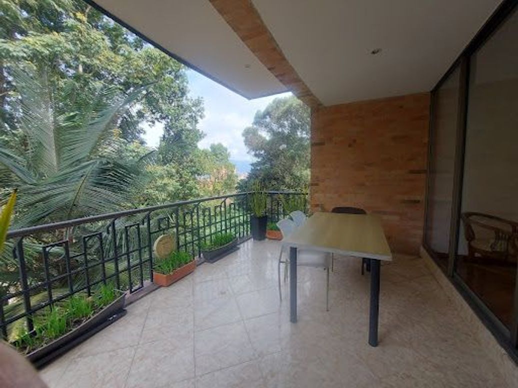Apartamento de 5 alcobas en venta en Niza Suba, Bogotá, 400 m² · foto 7 de 20