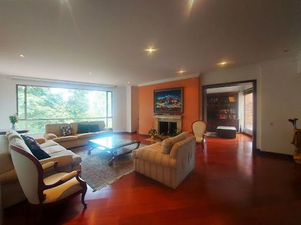 Apartamento de 5 alcobas en venta en Niza Suba, Bogotá, 400 m² · foto 4 de 20