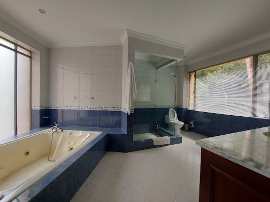 Apartamento de 5 alcobas en venta en Niza Suba, Bogotá, 400 m² · foto 14 de 20