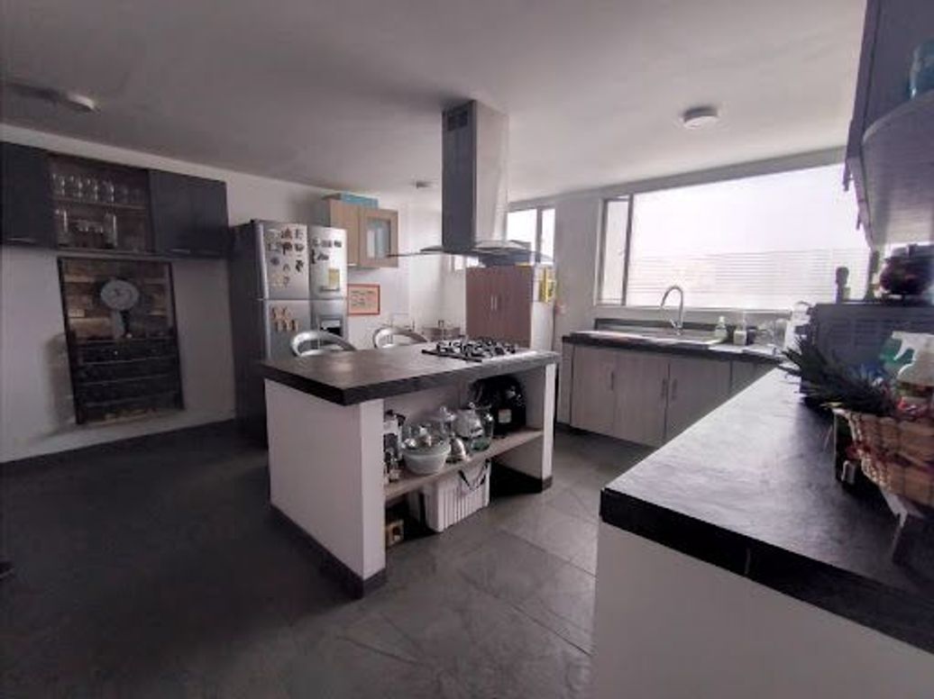 Apartamento de 3 alcobas en venta en La Castellana, Bogotá, 153 m² · foto 17 de 20