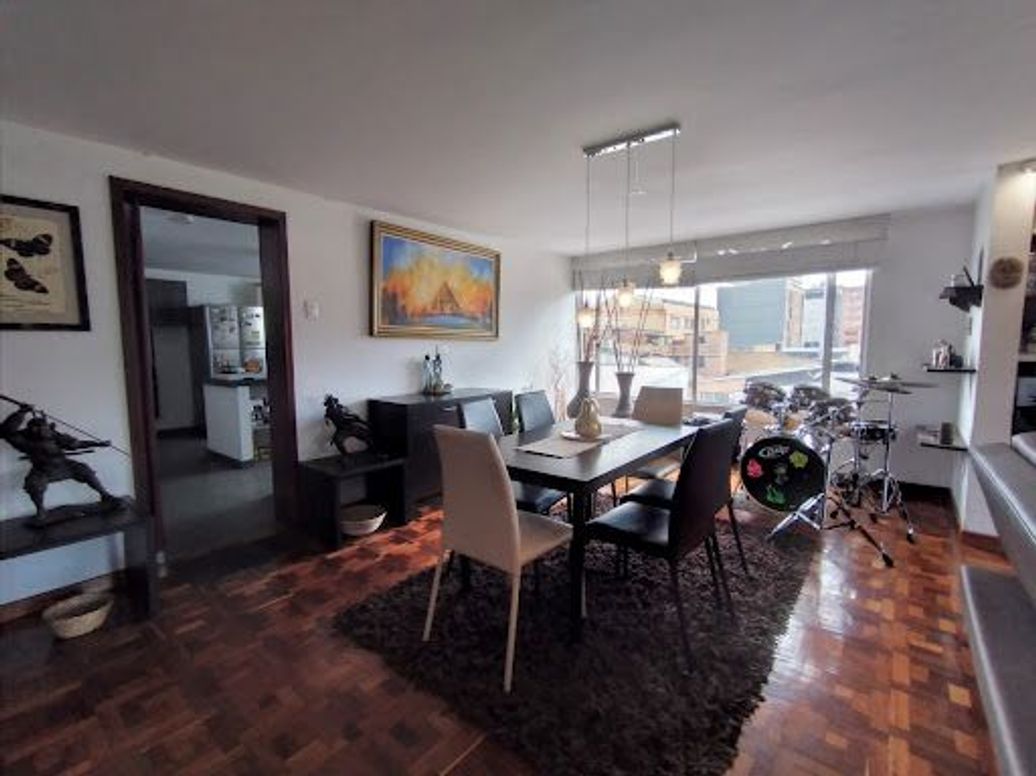 Apartamento de 3 alcobas en venta en La Castellana, Bogotá, 153 m² · foto 4 de 20