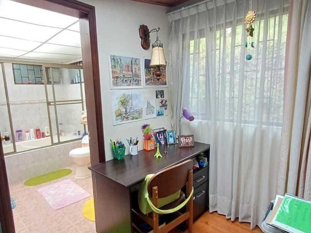 Casa de 4 alcobas en venta en Altos De Suba, Bogotá, 220 m² · foto 18 de 20