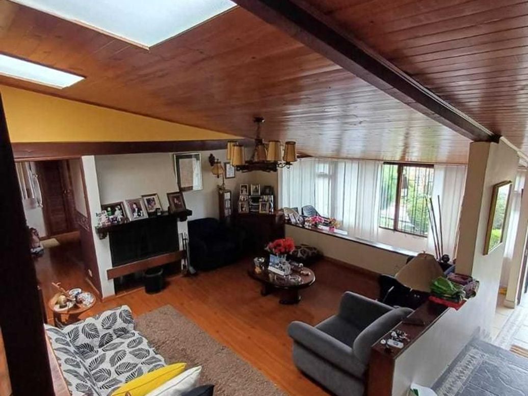 Casa de 4 alcobas en venta en Altos De Suba, Bogotá, 220 m² · foto 16 de 20