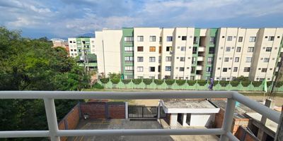 ? ¡Hermoso apartamento remodelado en Conjunto Residencial Altamira – 4° piso!

Disfruta de la comodidad y el estilo en este acogedor apartamento completamente remodelado, ubicado en un conjunto residencial tranquilo y bien ubicado, en el cuarto piso.

✨ Características principales:
? 3 habitaciones (2 con clóset)
? 2 baños modernos
? Cocina integral
? Espacio amplio para sala y comedor
? Zona de lavado independiente
? Balcón con excelente iluminación
? Parqueadero propio
? Ubicado en el 4° piso

Ideal para familias que buscan bienestar, seguridad y cercanía a todo. ¡Listo para habitar!

? Contáctanos y agenda tu visita. ¡Tu nuevo hogar te está esperando!