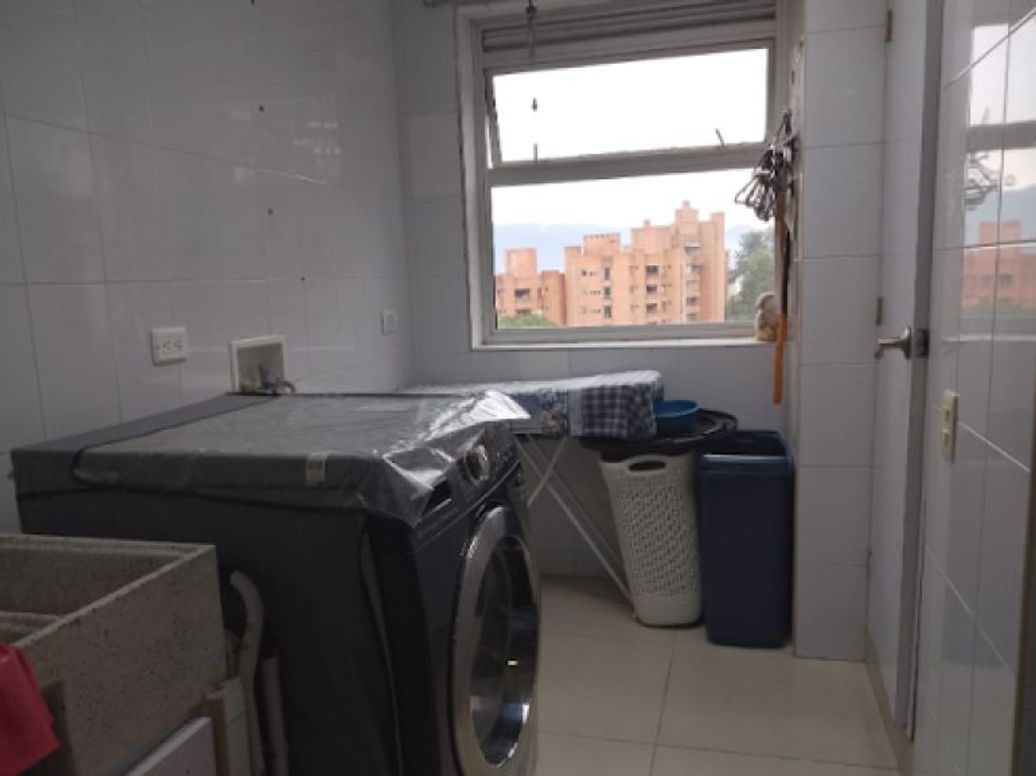 Apartamento de 3 alcobas en venta en Niza Suba, Bogotá, 160 m² · foto 12 de 20