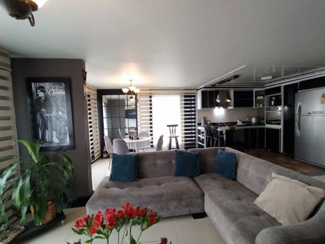 Casa de 6 alcobas en venta en El Tintal, Bogotá, 286 m² · foto 5 de 20