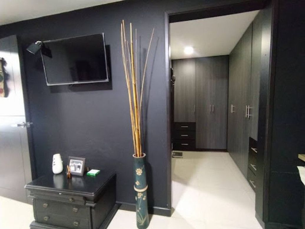 Casa de 6 alcobas en venta en El Tintal, Bogotá, 286 m² · foto 11 de 20