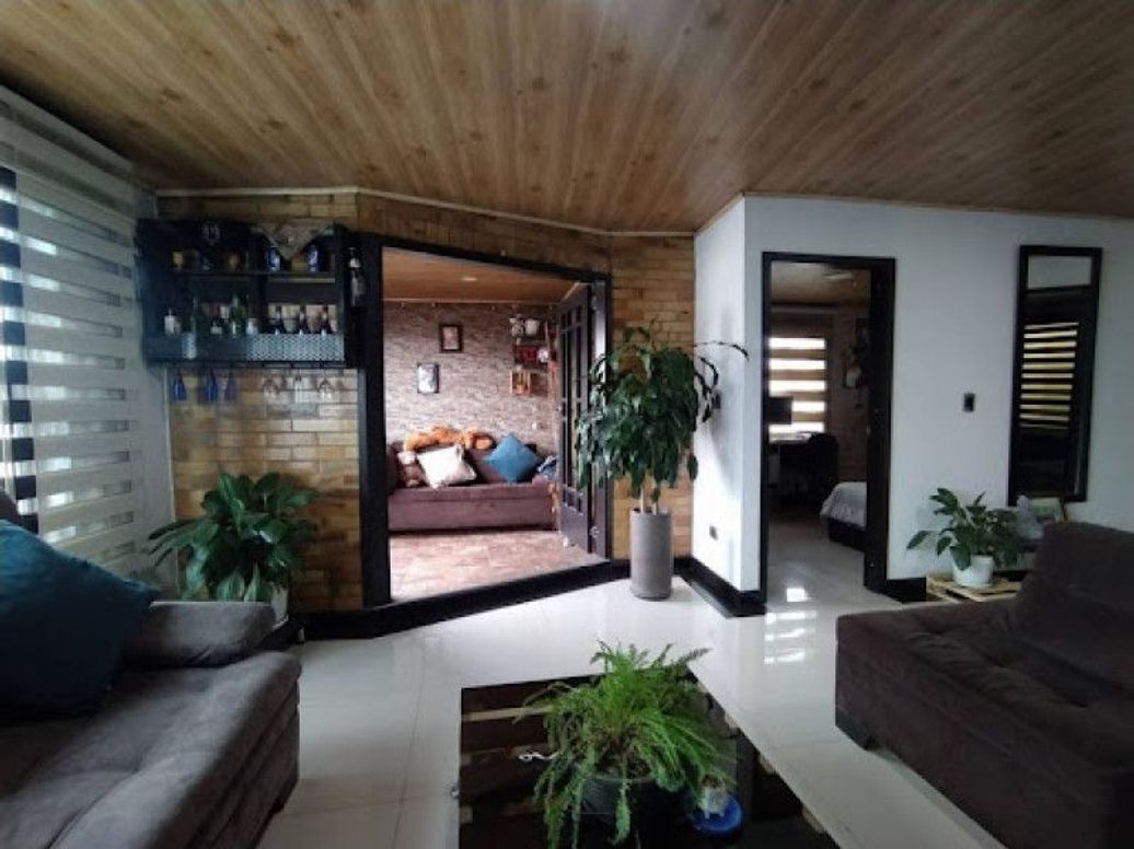 Casa de 6 alcobas en venta en El Tintal, Bogotá, 286 m² · foto 20 de 20