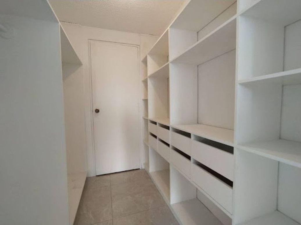 Apartamento de 3 alcobas en venta en Chico Norte Et. Iii, Bogotá, 167 m² · foto 7 de 20