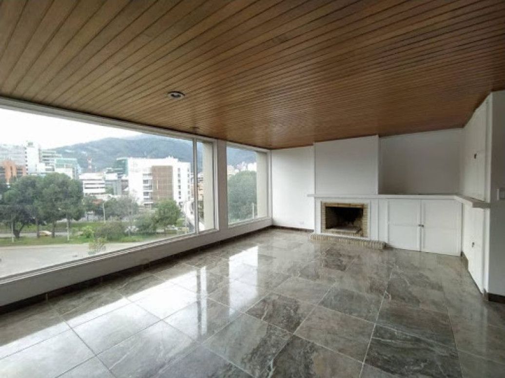 Apartamento de 3 alcobas en venta en Chico Norte Et. Iii, Bogotá, 167 m² · foto 4 de 20