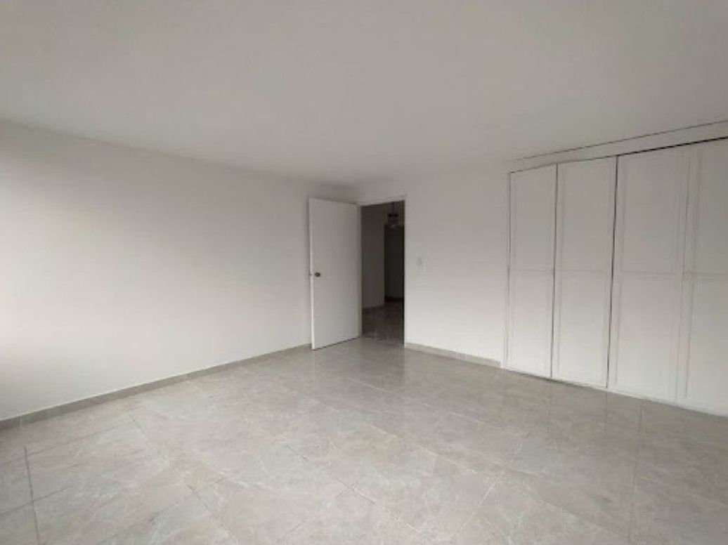 Apartamento de 3 alcobas en venta en Chico Norte Et. Iii, Bogotá, 167 m² · foto 15 de 20