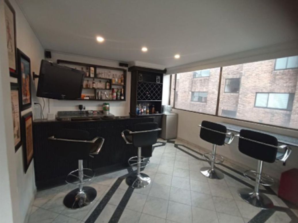 Apartamento de 5 alcobas en venta en Ub. Santa Coloma, Bogotá, 350 m² · foto 18 de 20