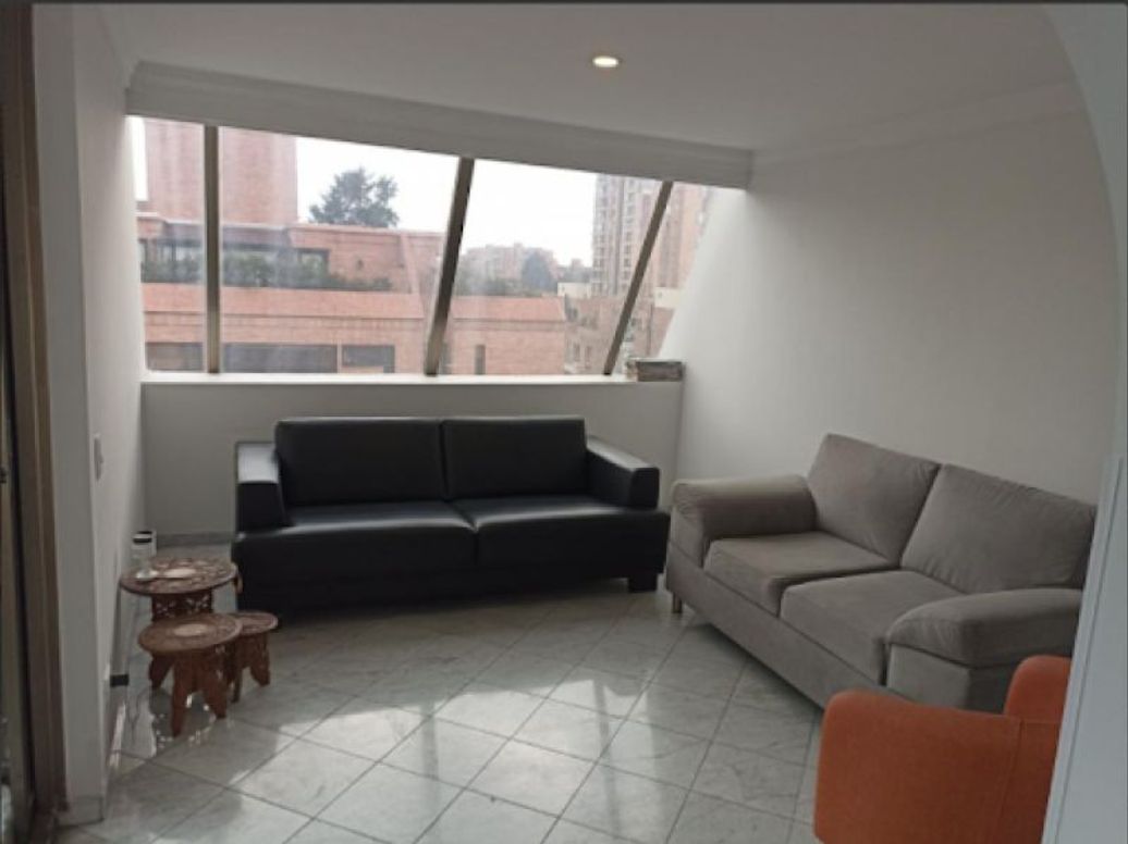 Apartamento de 5 alcobas en venta en Ub. Santa Coloma, Bogotá, 350 m² · foto 16 de 20