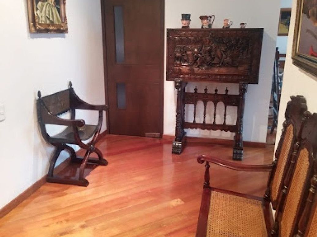 Apartamento de 3 alcobas en venta en Santa Bibiana, Bogotá, 259 m² · foto 2 de 20