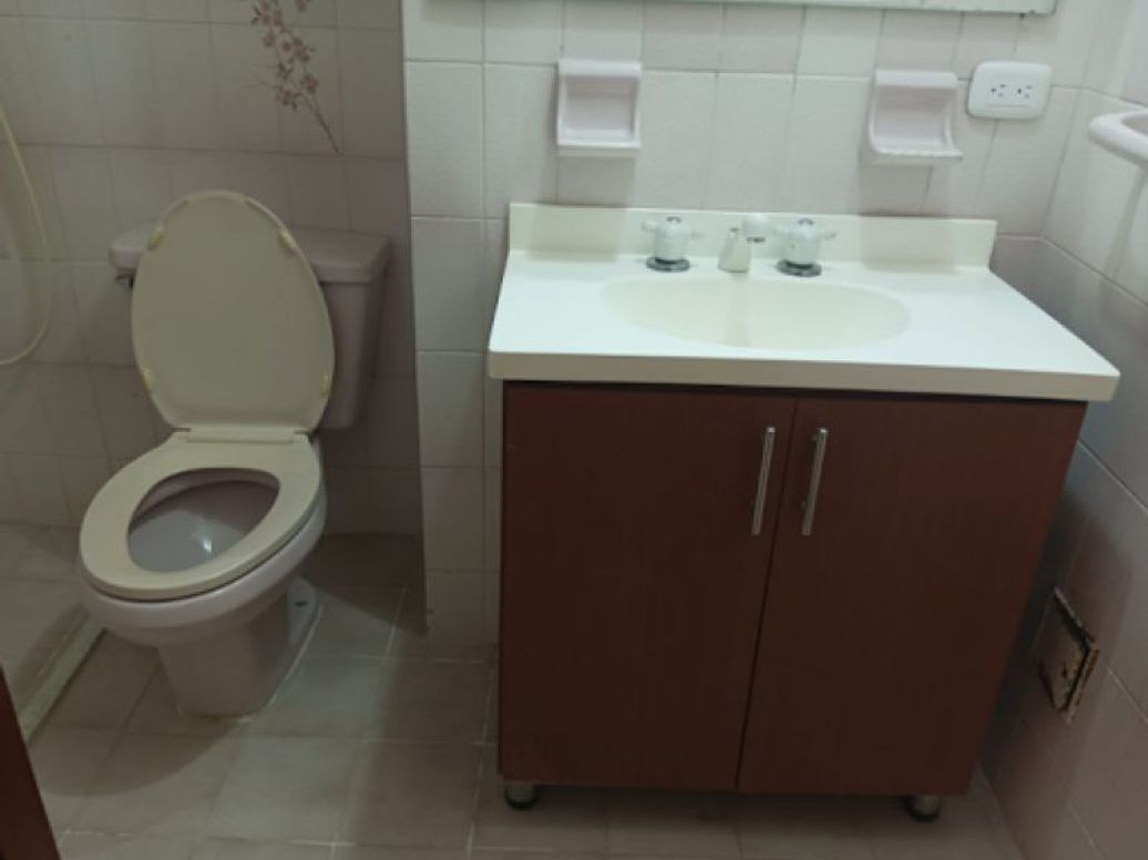 Apartamento de 3 alcobas en venta en Santa Barbara Central, Bogotá, 115 m² · foto 10 de 17