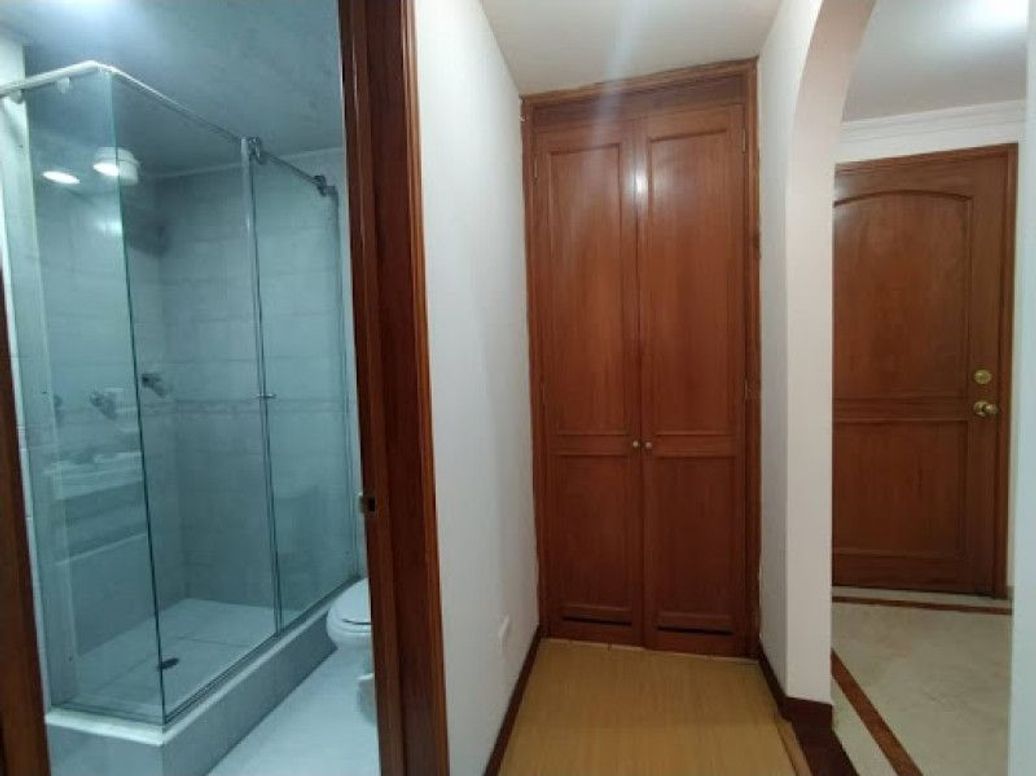 Apartamento de 1 alcoba en venta en San Patricio, Bogotá, 50 m² · foto 11 de 20