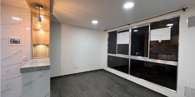 
Arriendo apartamento en el piso 4 del Conjunto Residencial Arezzo, vista interior con una amplia variedad de características y comodidades. Este apartamento cuenta con 3 habitaciones cada una con  closet, baños completos con division en vidrio y muebles ,  estudio, sala-comedor,  cocina integral con campana extractora, zona de lavanderia .

 

Parqueadero cubierto .

 



Además, el conjunto residencial ofrece zonas comunes como un salón social, parque infantil, parqueadero para visitantes Club House, para disfrutar en los días . ¡No pierdas la oportunidad de vivir en este increíble lugar!"

