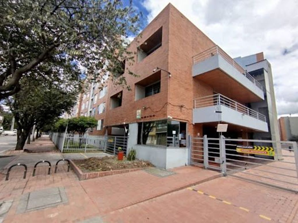 Apartamento de 3 alcobas en venta en Gran Granada, Bogotá, 64 m² · foto 3 de 16