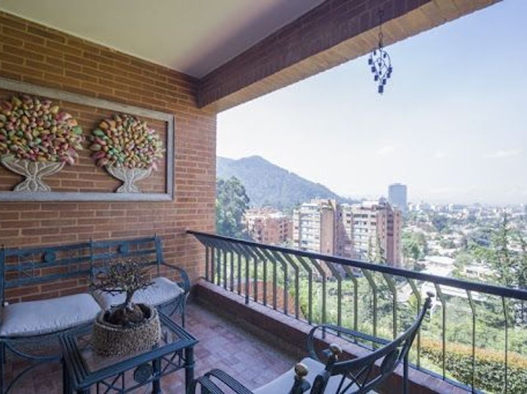 Apartamento de 4 alcobas en venta en Santa Barbara Alta, Bogotá, 404 m² · foto 14 de 20