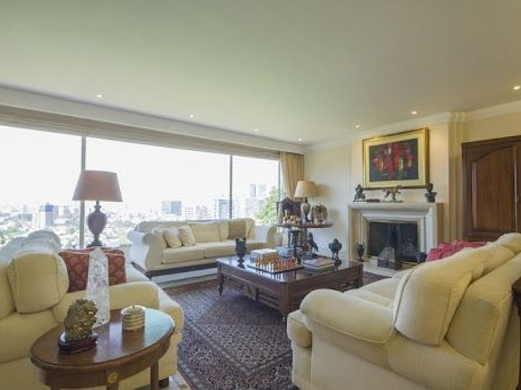 Apartamento de 4 alcobas en venta en Santa Barbara Alta, Bogotá, 404 m² · foto 3 de 20