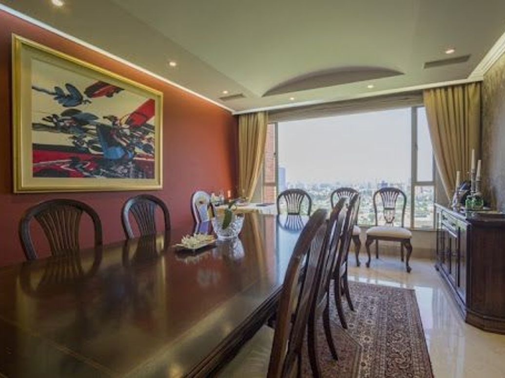 Apartamento de 4 alcobas en venta en Santa Barbara Alta, Bogotá, 404 m² · foto 8 de 20