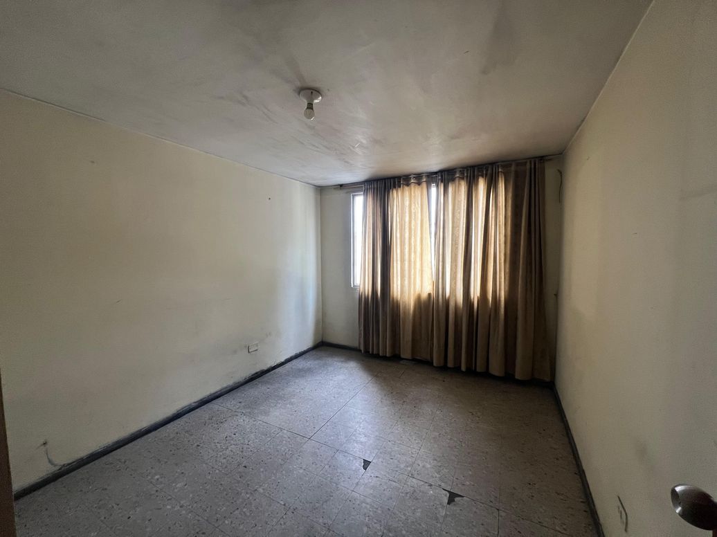 Casa de 6 alcobas en venta en El Morisco, Bogotá, 173 m² · foto 4 de 8