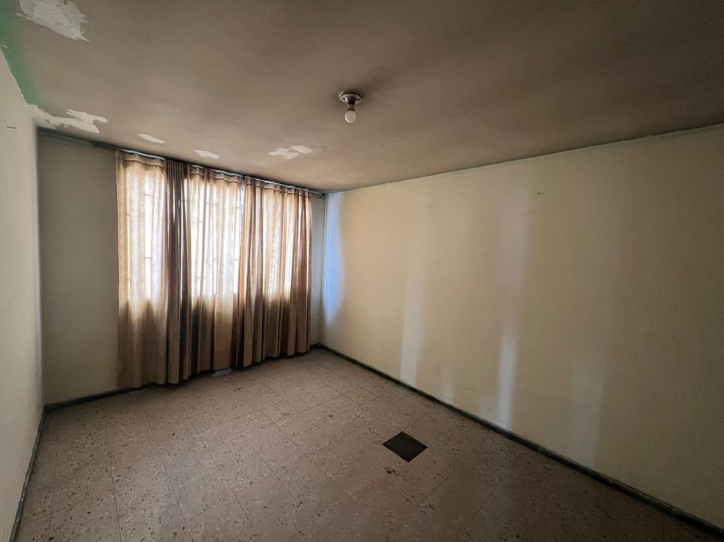 Casa de 6 alcobas en venta en El Morisco, Bogotá, 173 m² · foto 6 de 8