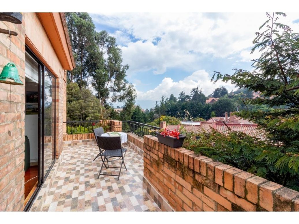 Casa de 3 alcobas en venta en Gratamira, Bogotá, 302 m² · foto 17 de 20
