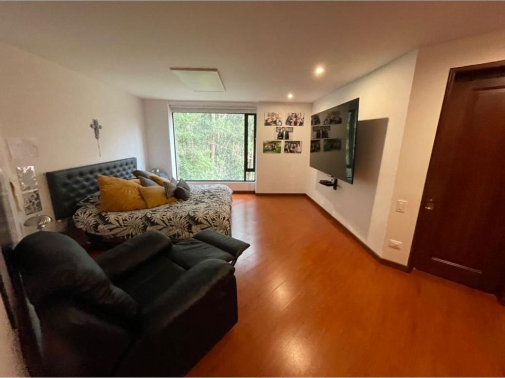 Apartamento de 3 alcobas en venta en Sierras Del Moral, Bogotá, 220 m² · foto 8 de 20
