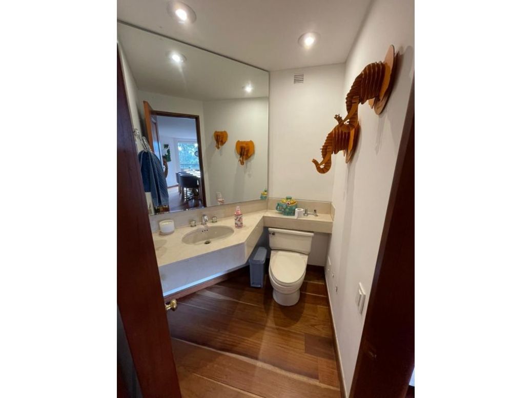 Apartamento de 3 alcobas en venta en Sierras Del Moral, Bogotá, 220 m² · foto 6 de 20