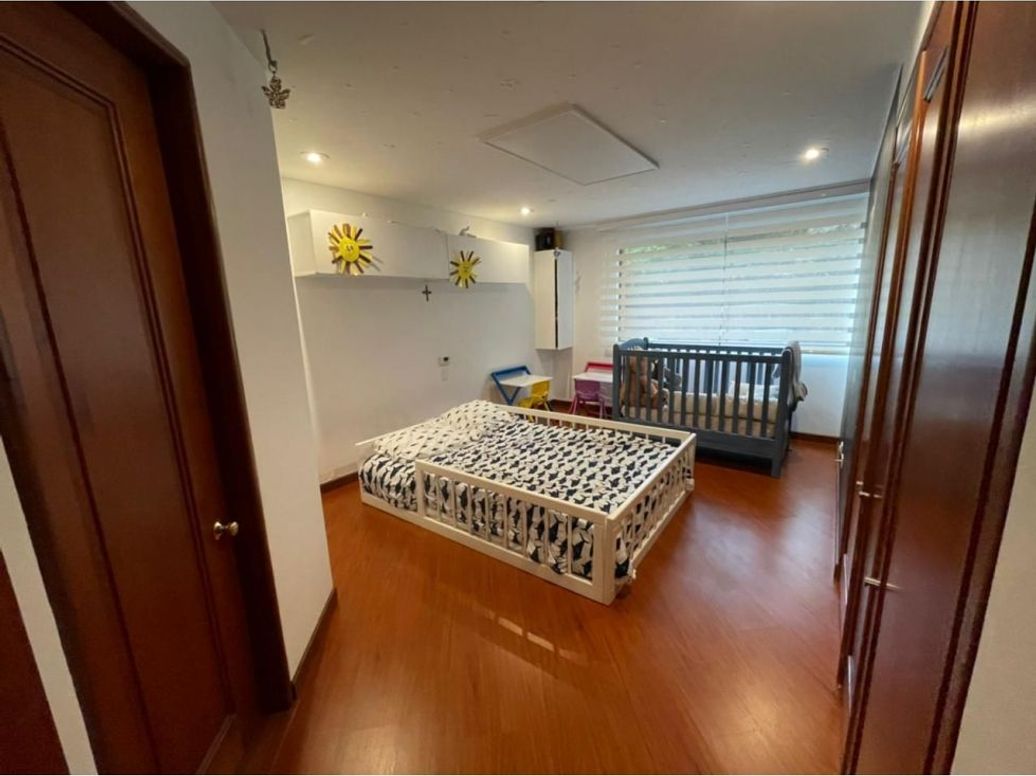 Apartamento de 3 alcobas en venta en Sierras Del Moral, Bogotá, 220 m² · foto 9 de 20