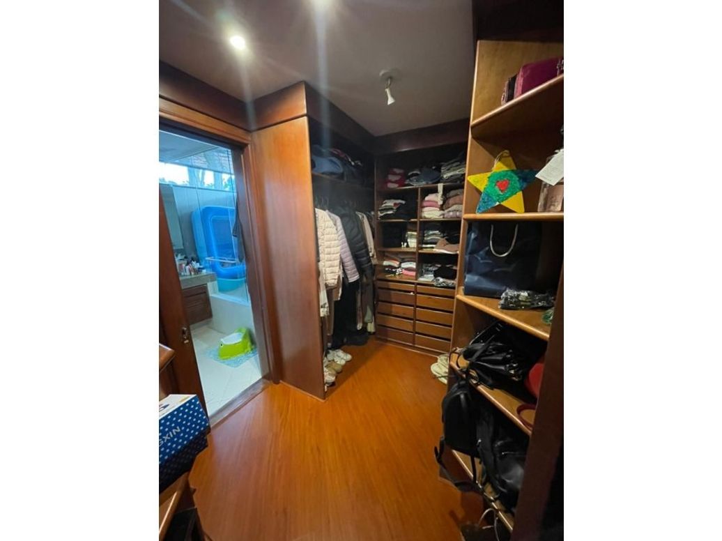 Apartamento de 3 alcobas en venta en Sierras Del Moral, Bogotá, 220 m² · foto 20 de 20