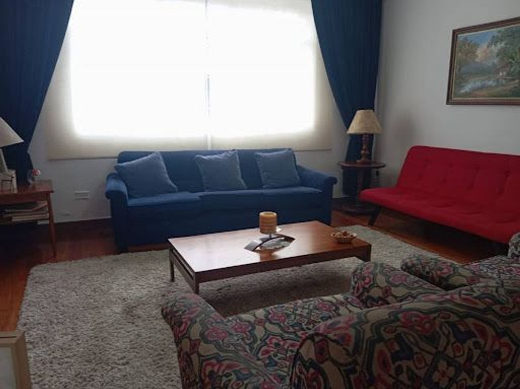 Casa de 6 alcobas en venta en La Salle, Bogotá, 340 m² · foto 3 de 13