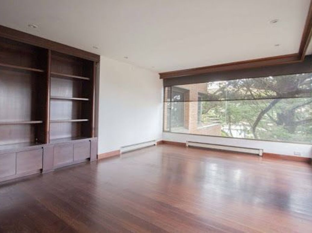 Apartamento de 4 alcobas en venta en Los Rosales, Bogotá, 525 m² · foto 11 de 20