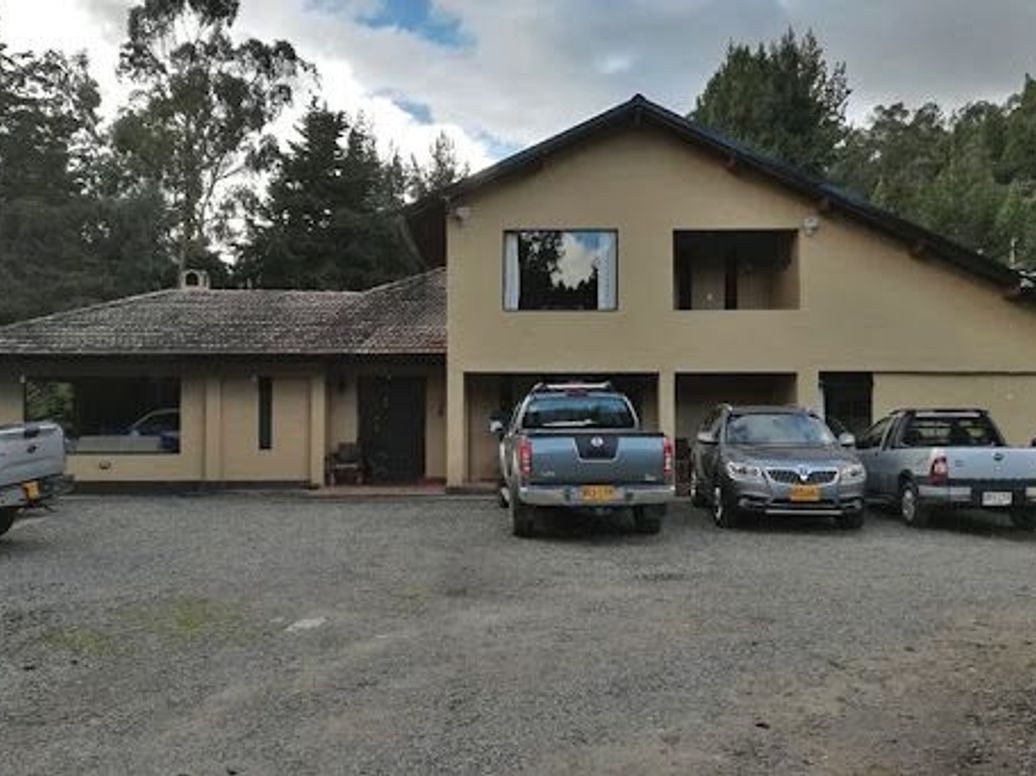 Casa de 6 alcobas en venta en Bogotá, Bogotá, 380 m² · foto 16 de 19