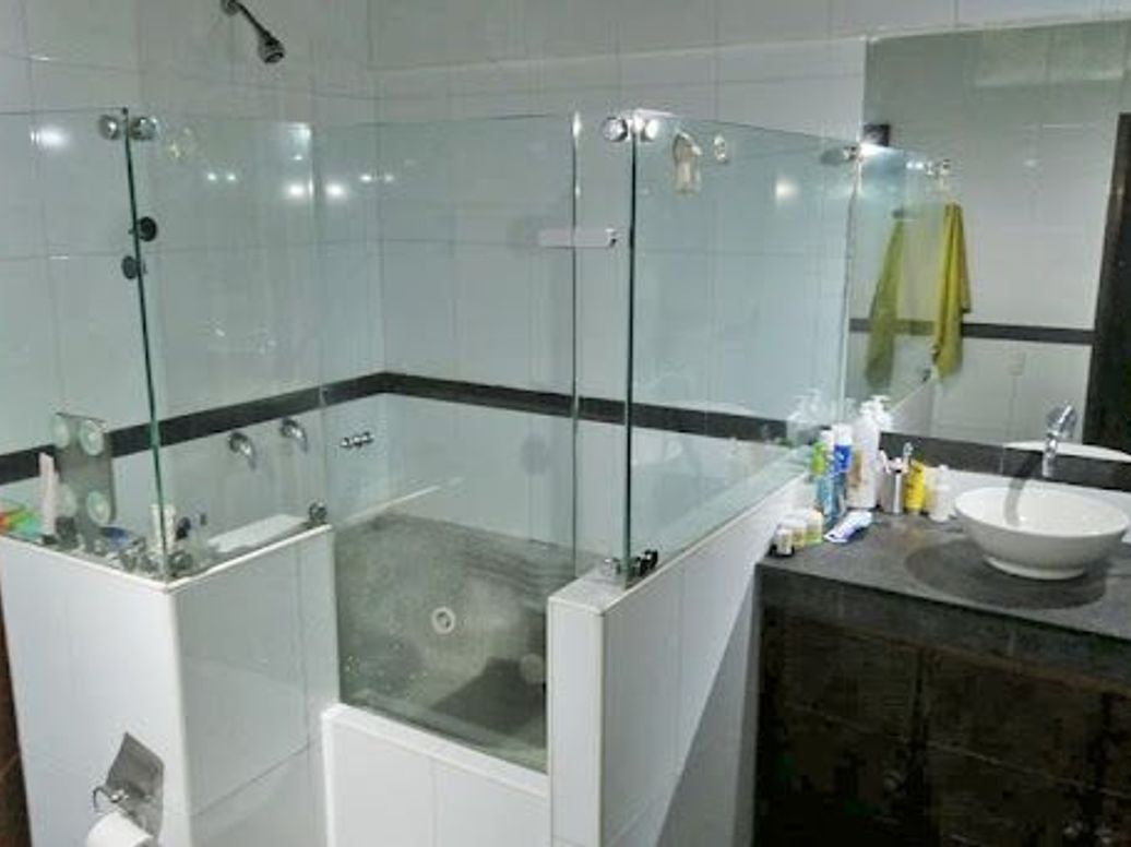 Casa de 6 alcobas en venta en Bogotá, Bogotá, 380 m² · foto 18 de 19