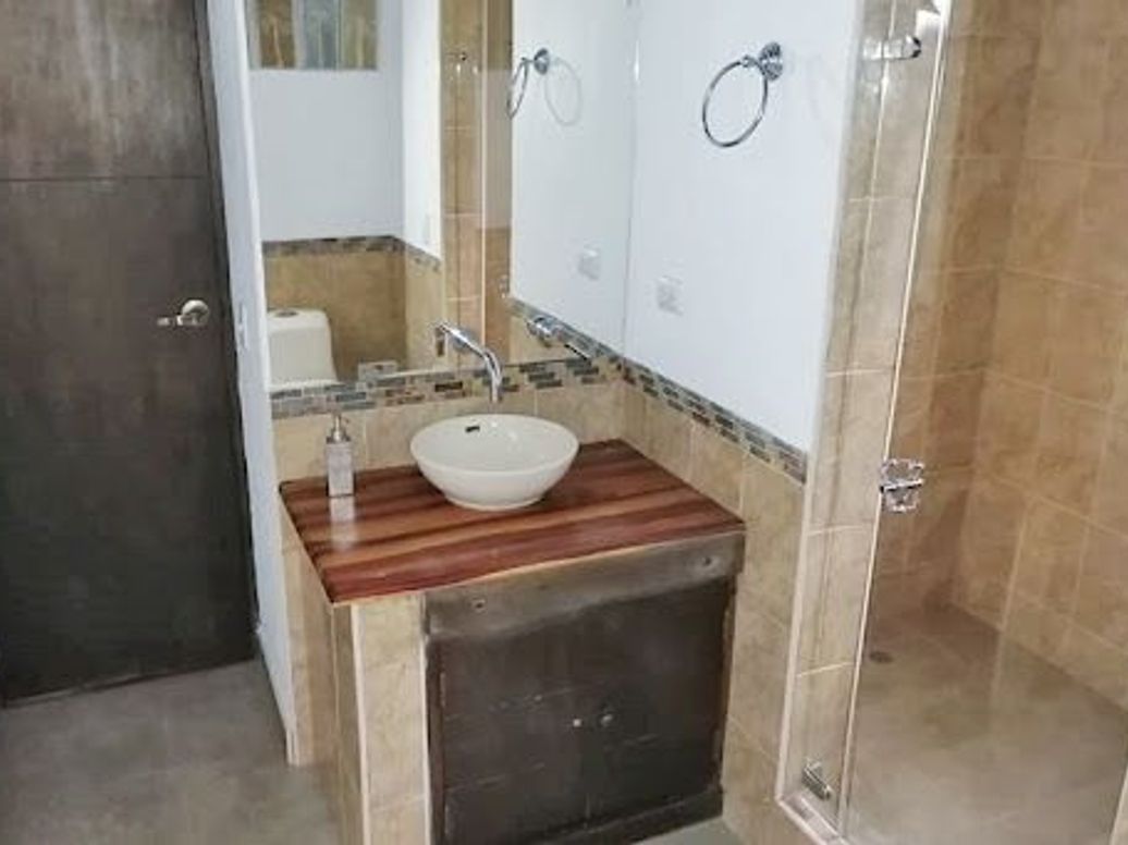 Casa de 6 alcobas en venta en Bogotá, Bogotá, 380 m² · foto 14 de 19