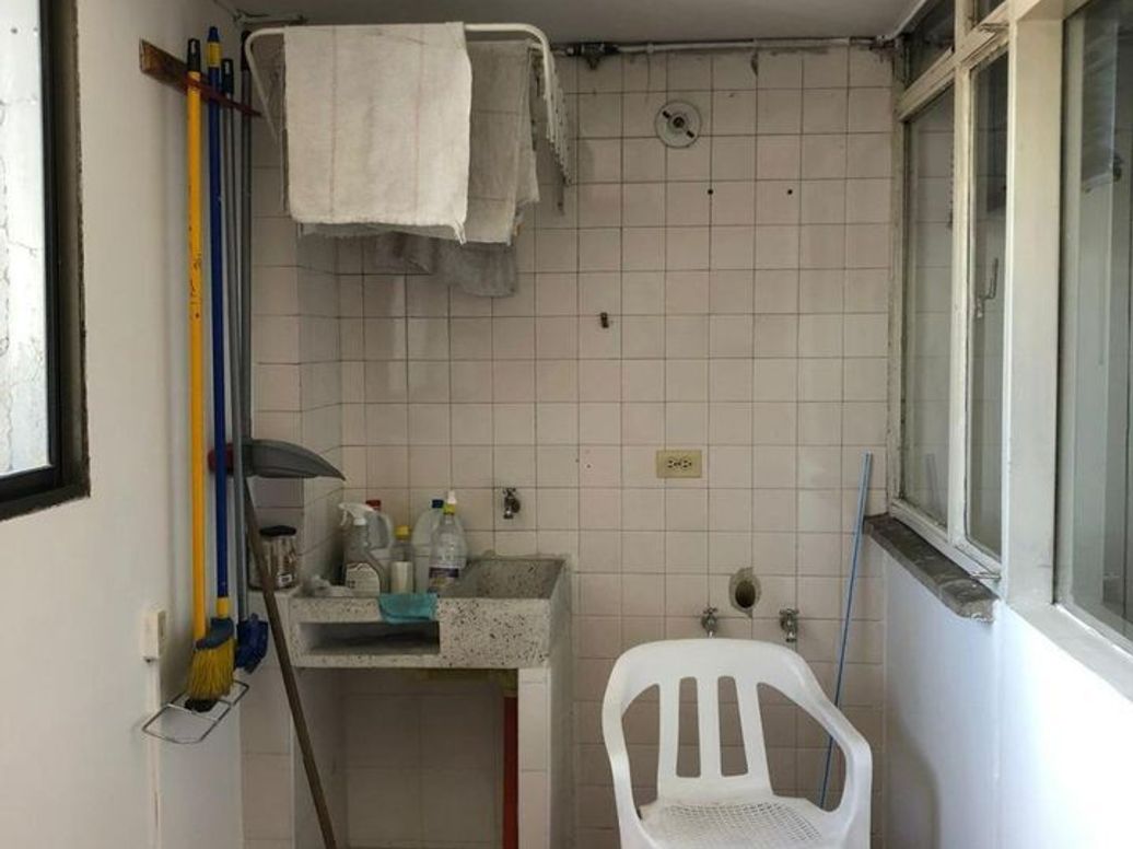 Apartamento de 3 alcobas en venta en Ub. Cordoba, Bogotá, 108 m² · foto 5 de 13