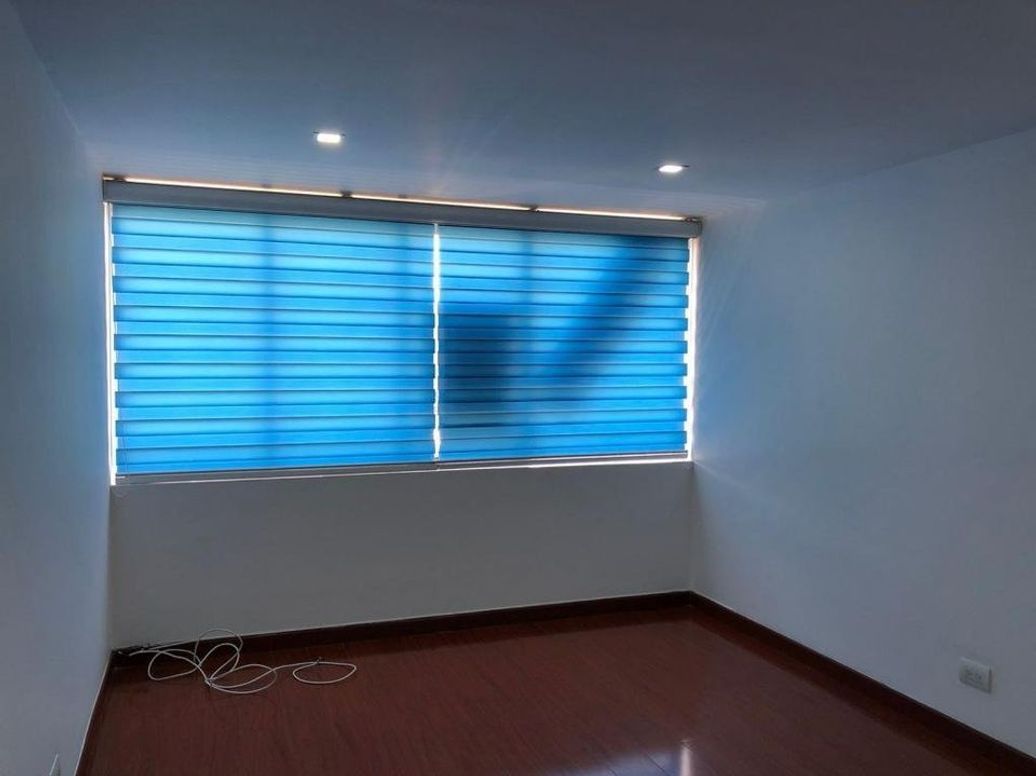 Apartamento de 3 alcobas en venta en Ub. Cordoba, Bogotá, 108 m² · foto 9 de 13