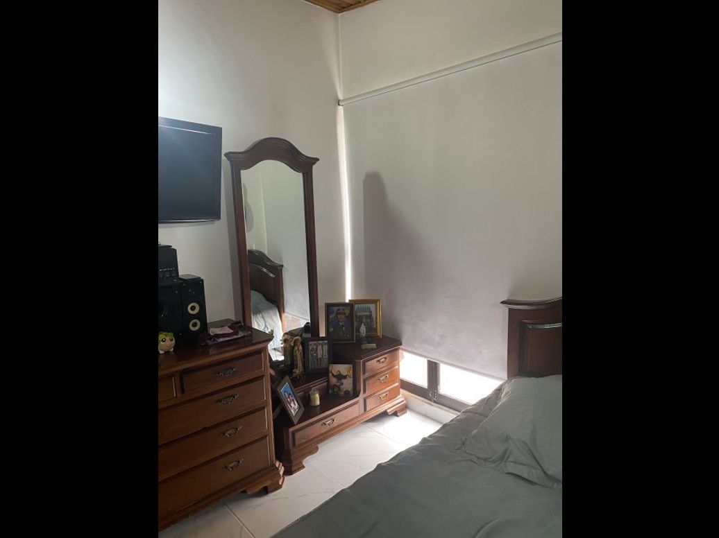 Apartamento de 3 alcobas en venta en Cedro Narvaez, Bogotá, 140 m² · foto 18 de 20