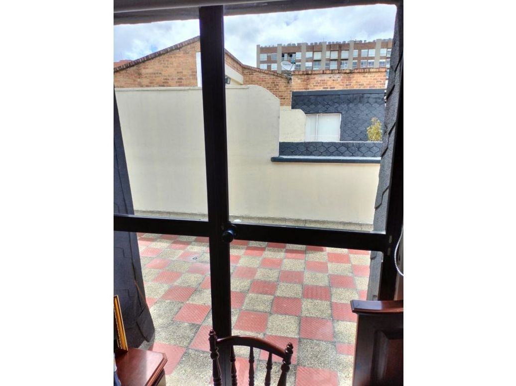 Apartamento de 3 alcobas en venta en Cedro Narvaez, Bogotá, 140 m² · foto 13 de 20