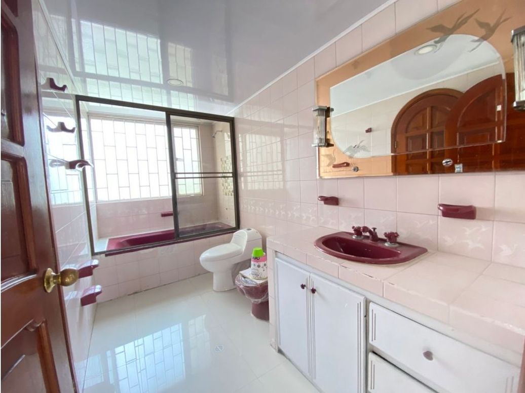 Casa en venta en Normandía, Bogotá · foto 9 de 20
